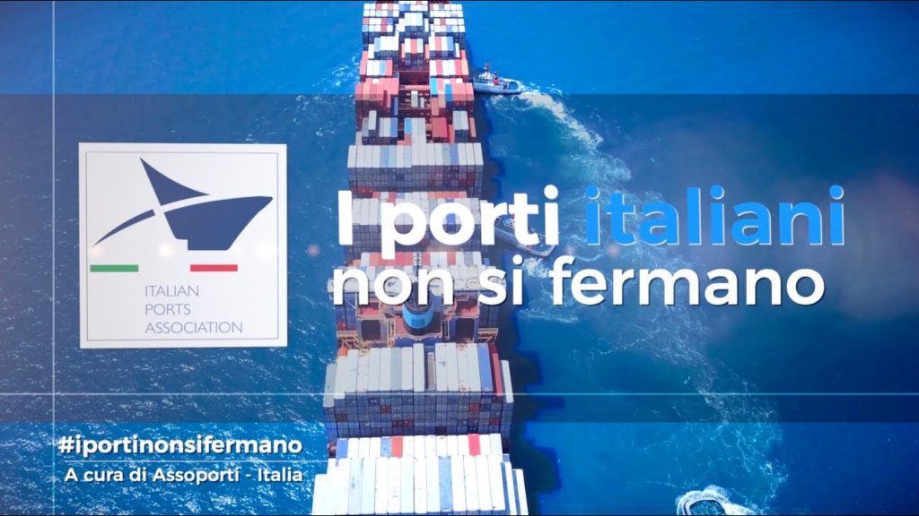 I porti italiani non si fermano – Il video di Assoporti per dire “ci siamo”